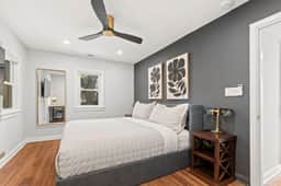 1333 Victor - Image 3
