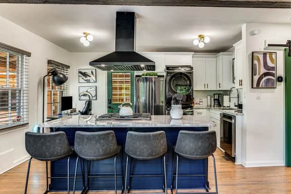 521 Allen - Unit A & B