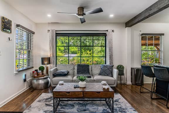 521 Allen - Unit A & B